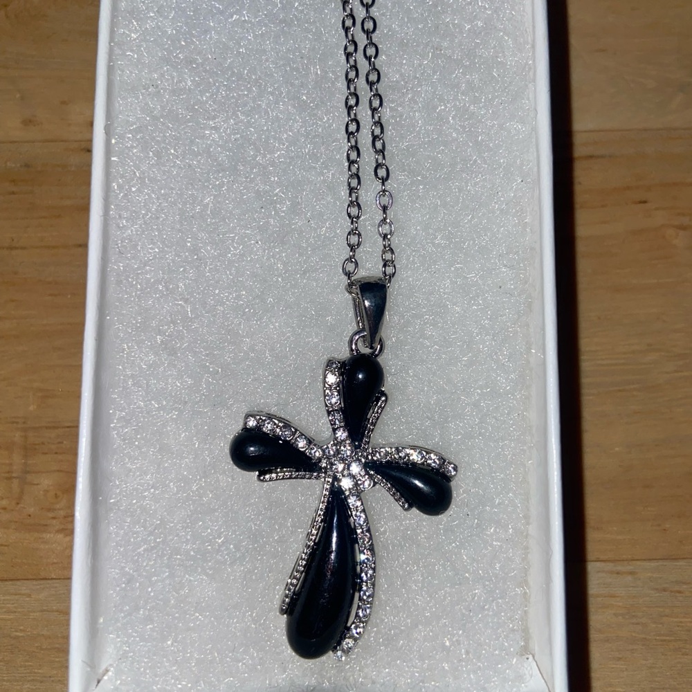 Elegant Black and Silver Cross Pendant Necklace
